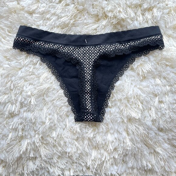 New Victoria's Secret Thong Panty Small Black White Pink Lace Trim NWT - Picture 3 of 4